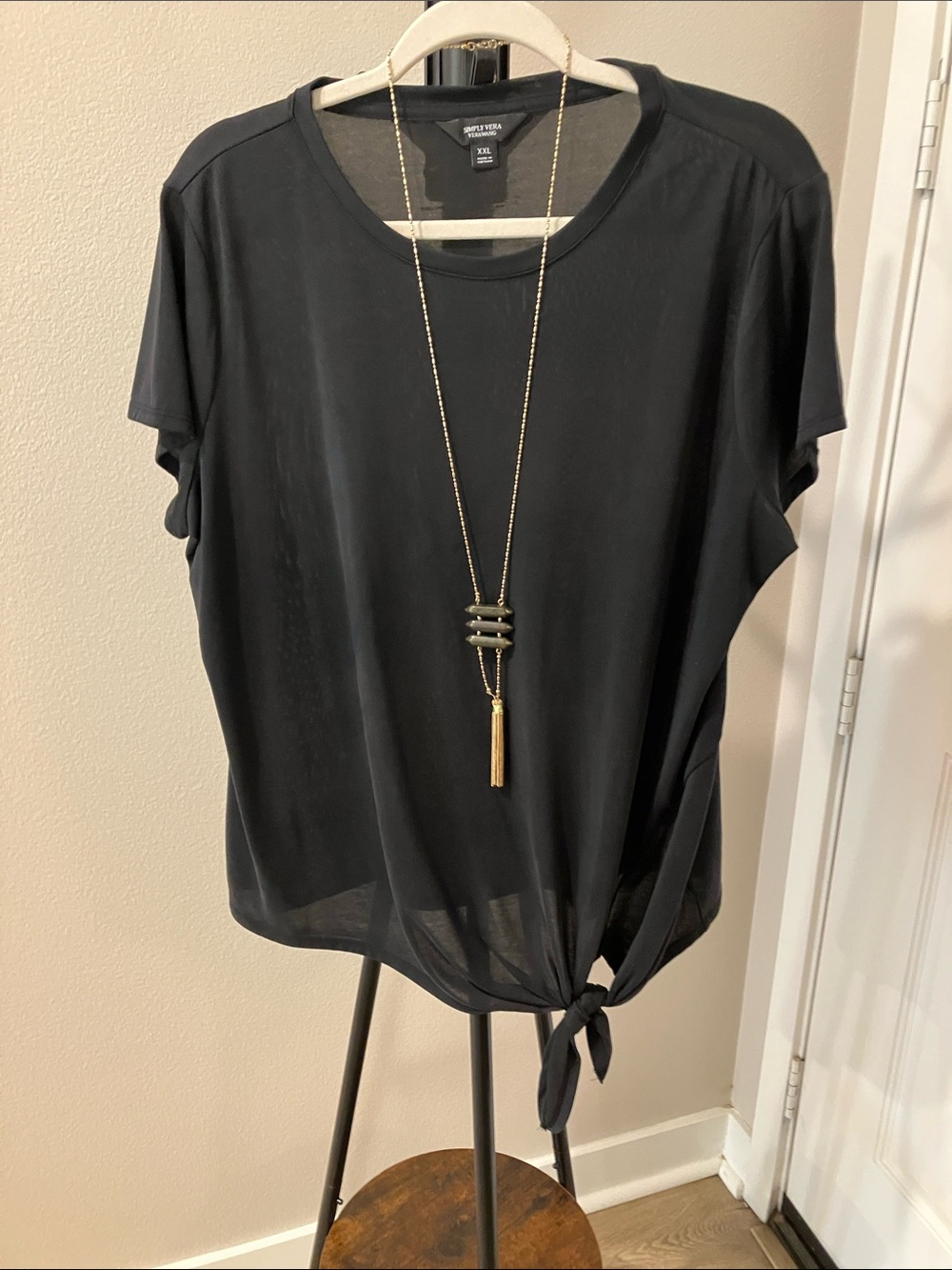 Simply Vera Vera Wang Black Short-Sleeve Tie-Hem Tee